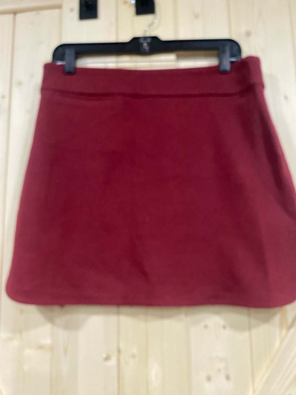 Macade Golf Burgundy Players Flex Skort - Picture 6 of 11